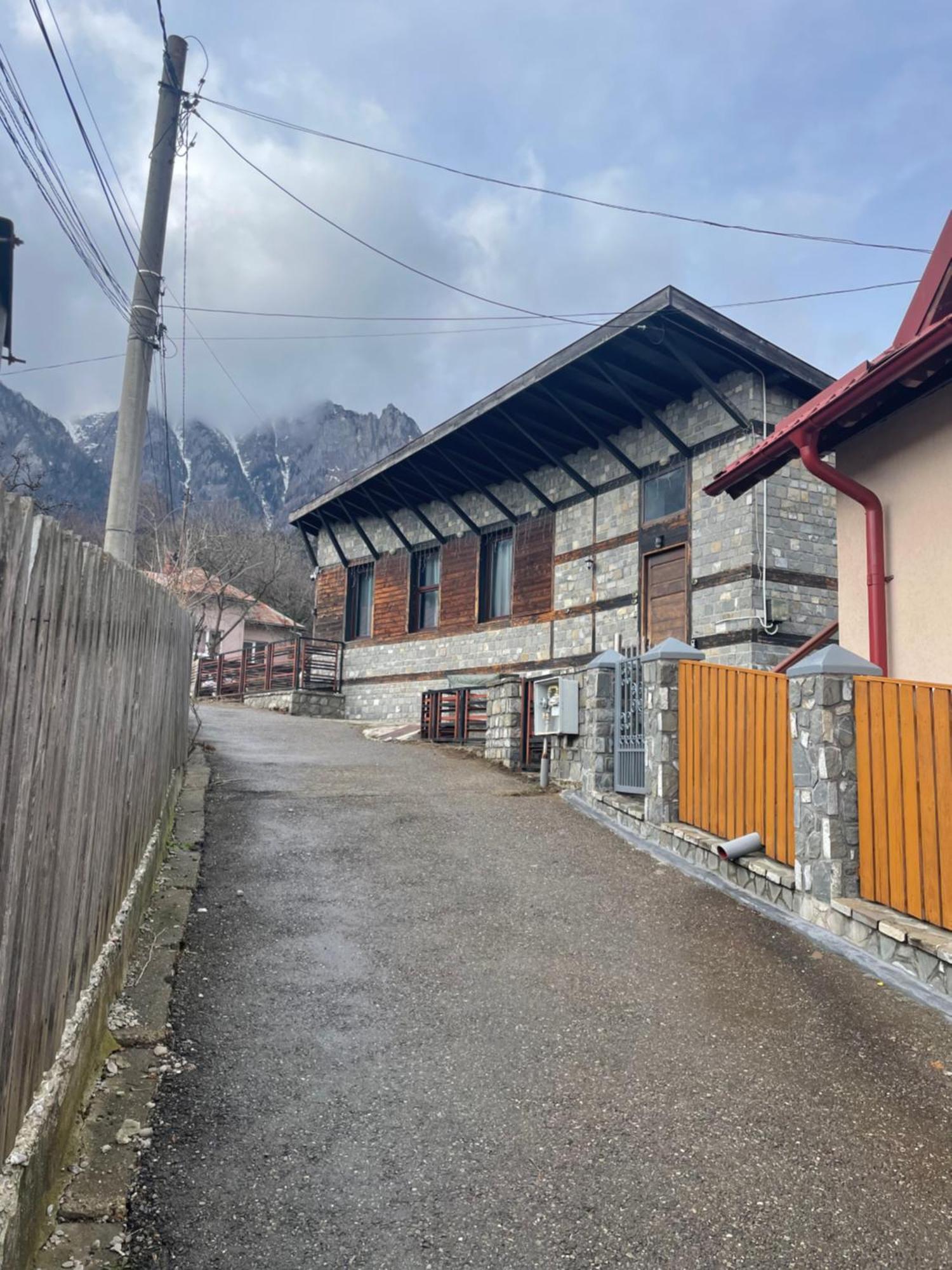 Willa Casuta De Piatra Buşteni Zewnętrze zdjęcie